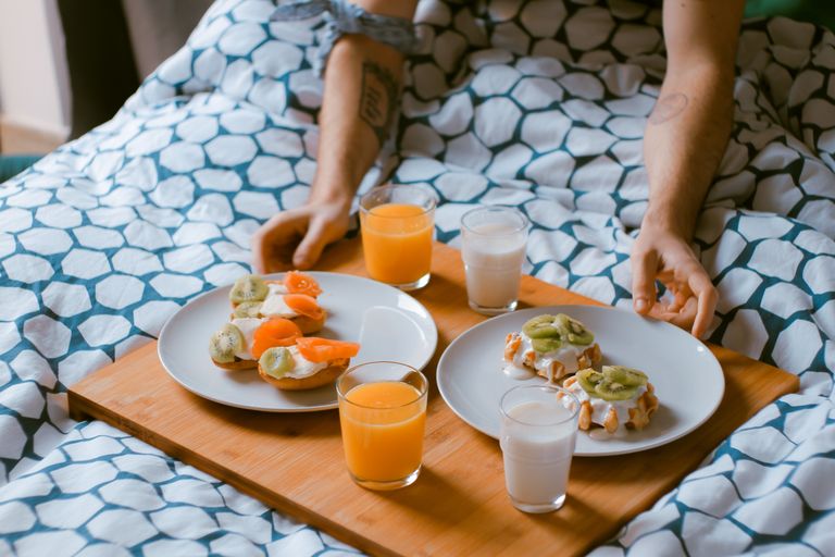Decor trends: Breakfast in bed