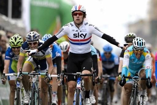 Bradley Wiggins (Team Sky) wins stage 1 of the Tour of Romandie