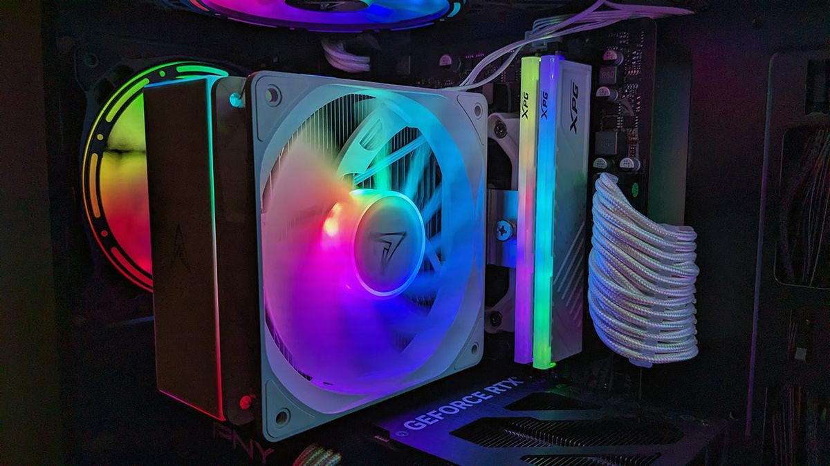 Allied Stinger-A Gaming PC CPU cooler and RAM with RGB