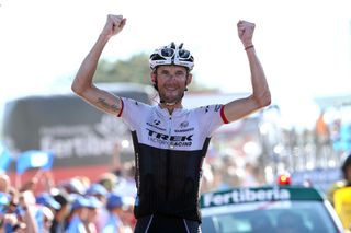 Frank Schleck wins Stage 16 of the 2015 Vuelta Espana