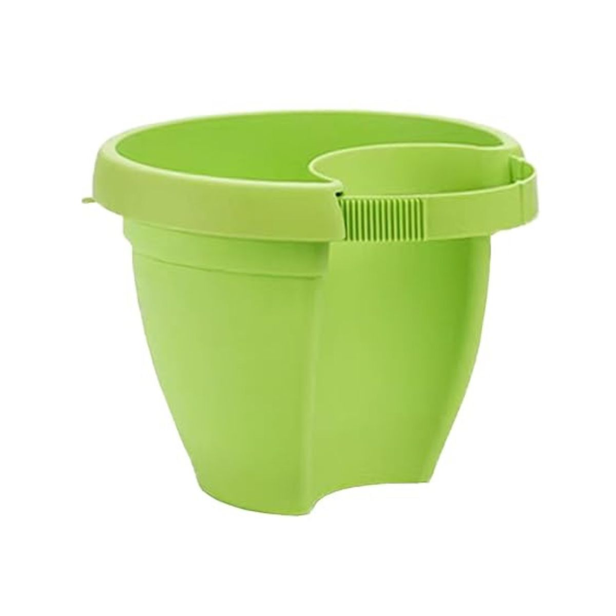 Green garden drainpipe pot