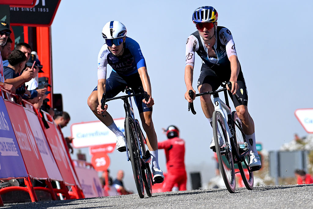 L&#039;ANGLIRU, SPAIN - SEPTEMBER 05: (L-R) Matthew Riccitello of The United States and Team Israel - Premier Tech and Thomas Pidcock of Great Britain and Team Q36.5 Pro Cycling cross the finish line during the La Vuelta - 80th Tour of Spain 2025, Stage 13 a 203.7km stage from Cabezon de la Sal to L&#039;Angliru 1556m / #UCIWT / on September 05, 2025 in L&#039;Angliru, Spain. (Photo by Tim de Waele/Getty Images)