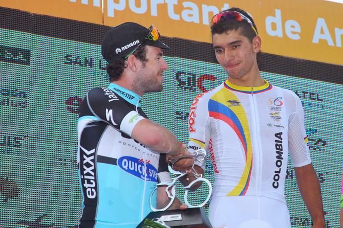 Cavendish congratulates Gaviria on the podium.