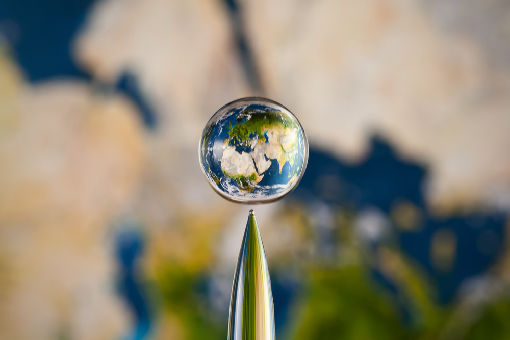 Water Droplet Photography Globe