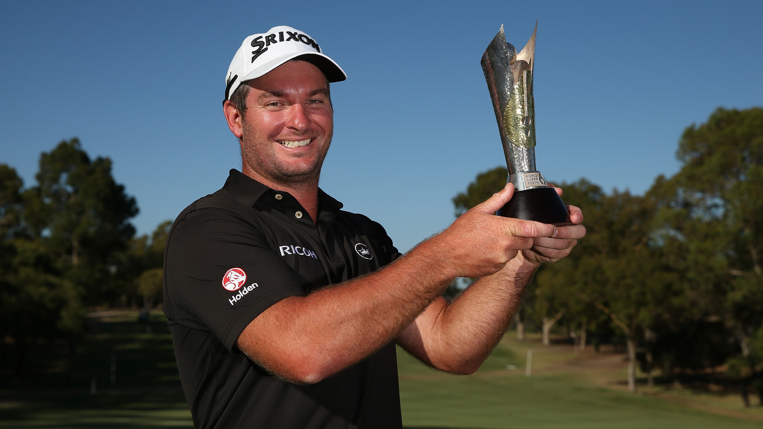 Ryan Fox with the ISPS Handa World Super 6 Perth trophy
