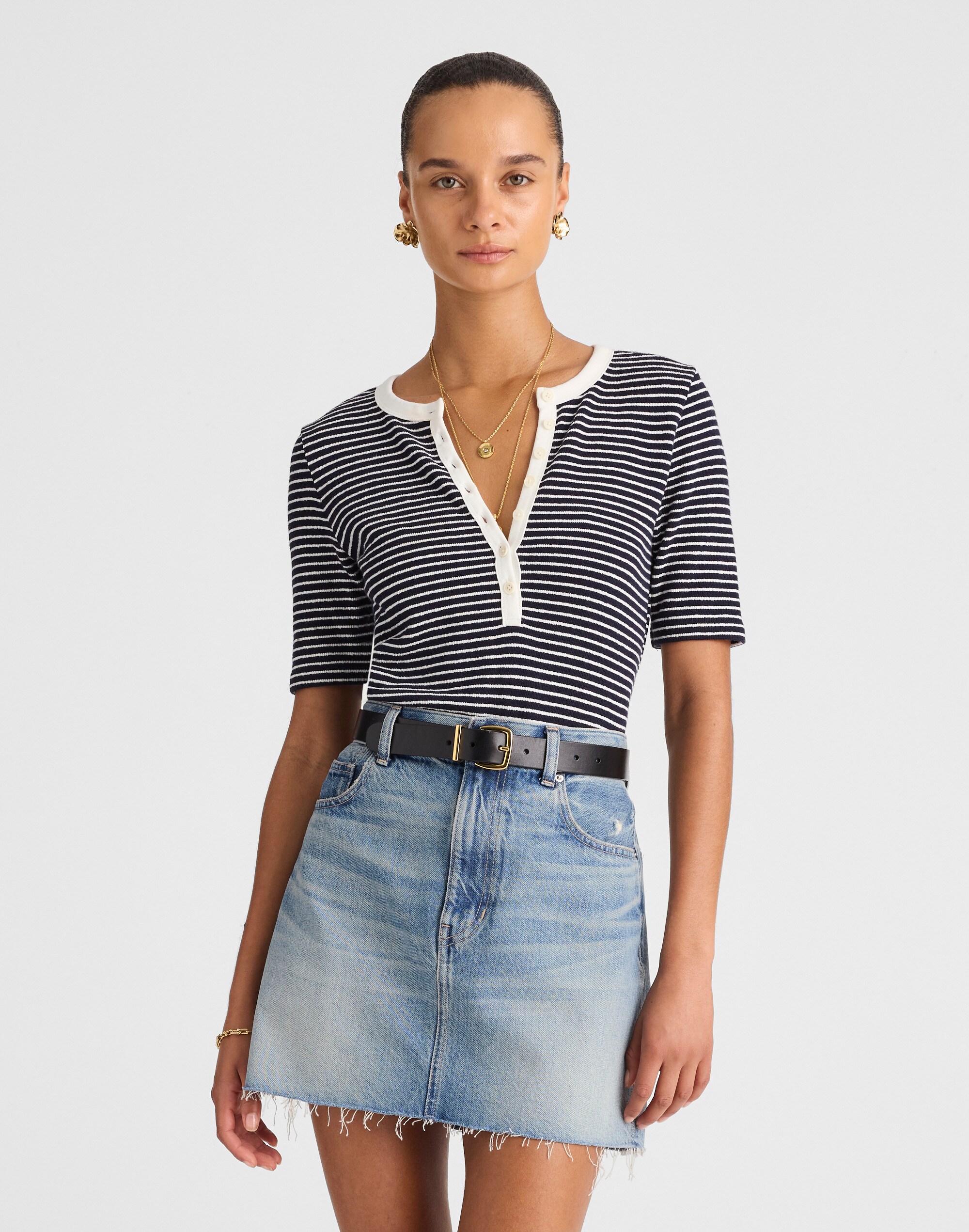 Raw-Hem Denim Mini Skirt in Kelleyville Wash