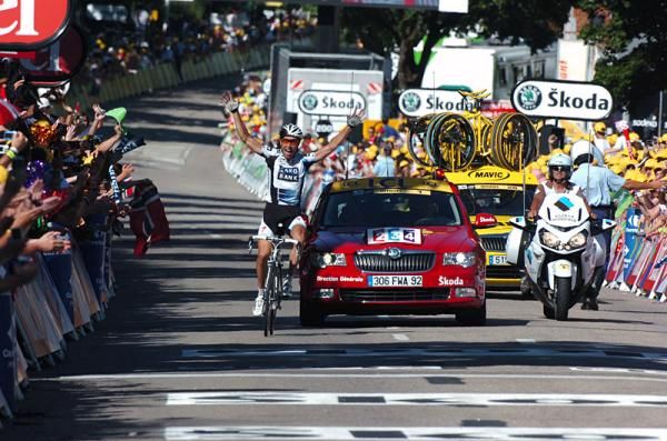 Nicki S&ouml;rensen (Team Saxo Bank) soloed to victory on stage 12.
