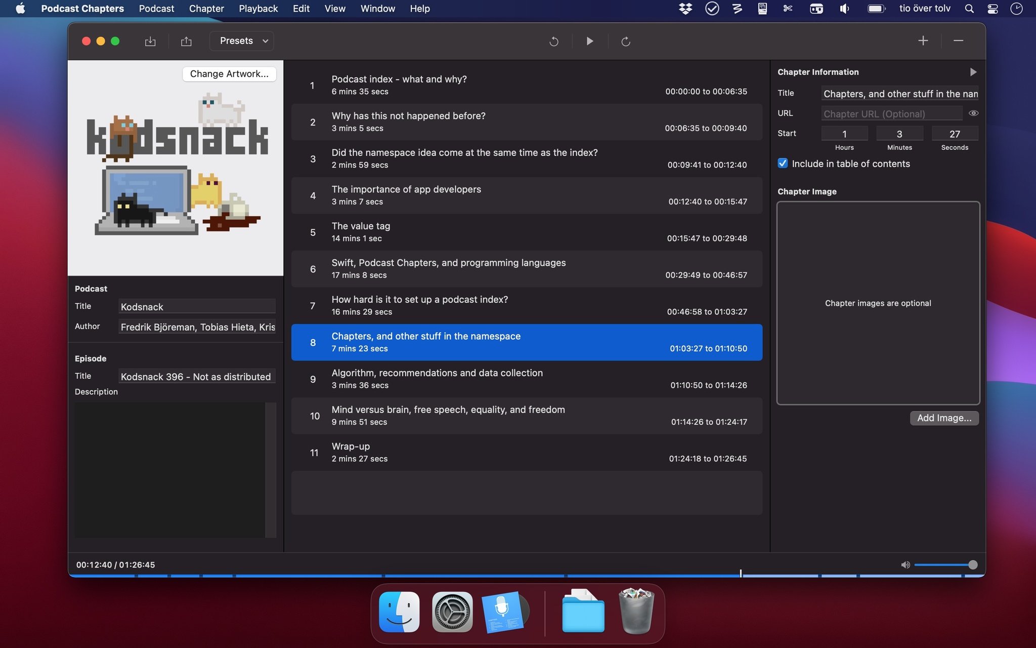Podcast Chapters App Dark Mode