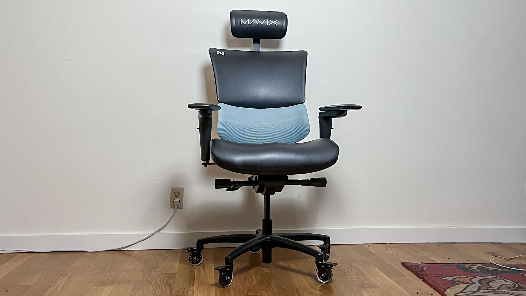 Mavix M9 gaming chair in action in front of my desk