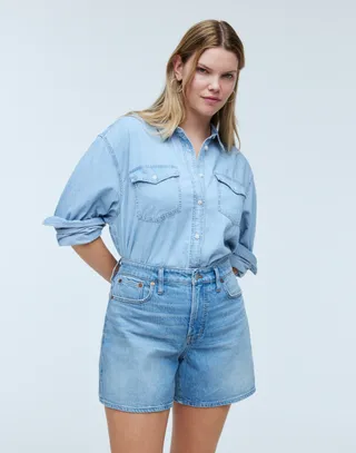 The Curvy Perfect Vintage Mid-Length Jean Short in Grennan Wash