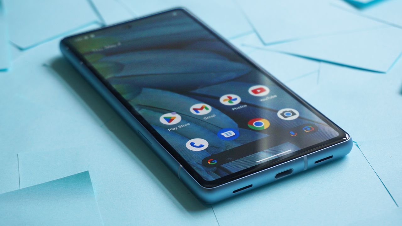 Google Pixel 7a review front angled isometric sticky notes