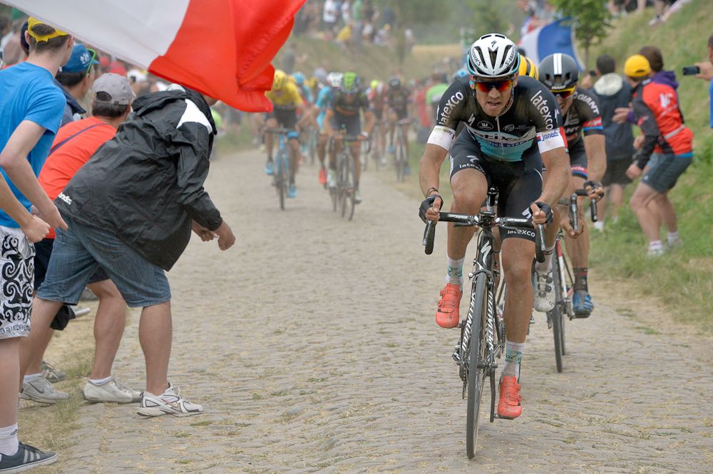 Stijn Devolder drives the pace for Etixx.
