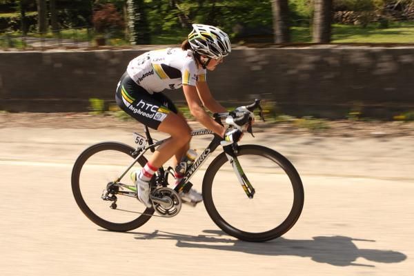 The gap stayed at 20 seconds for much of Stevens' latter leading kilometres