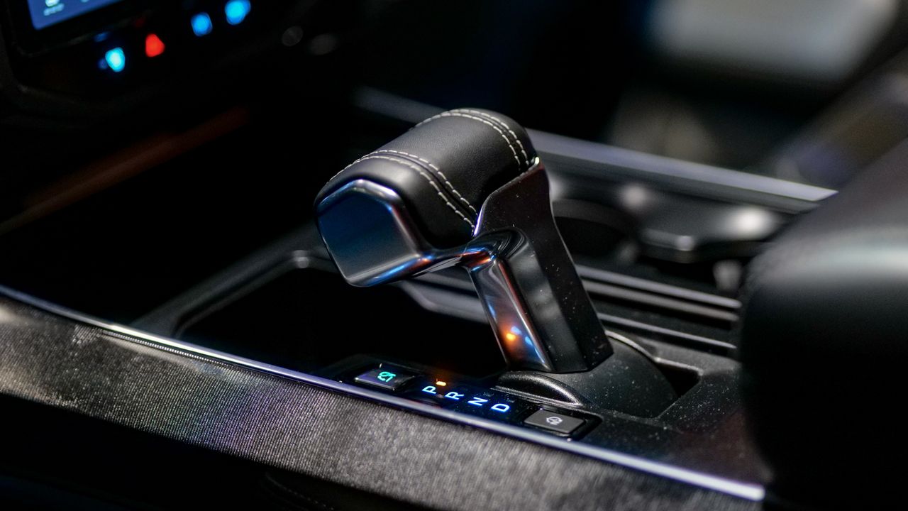 2025 Ford F-150 Lightning test drive.