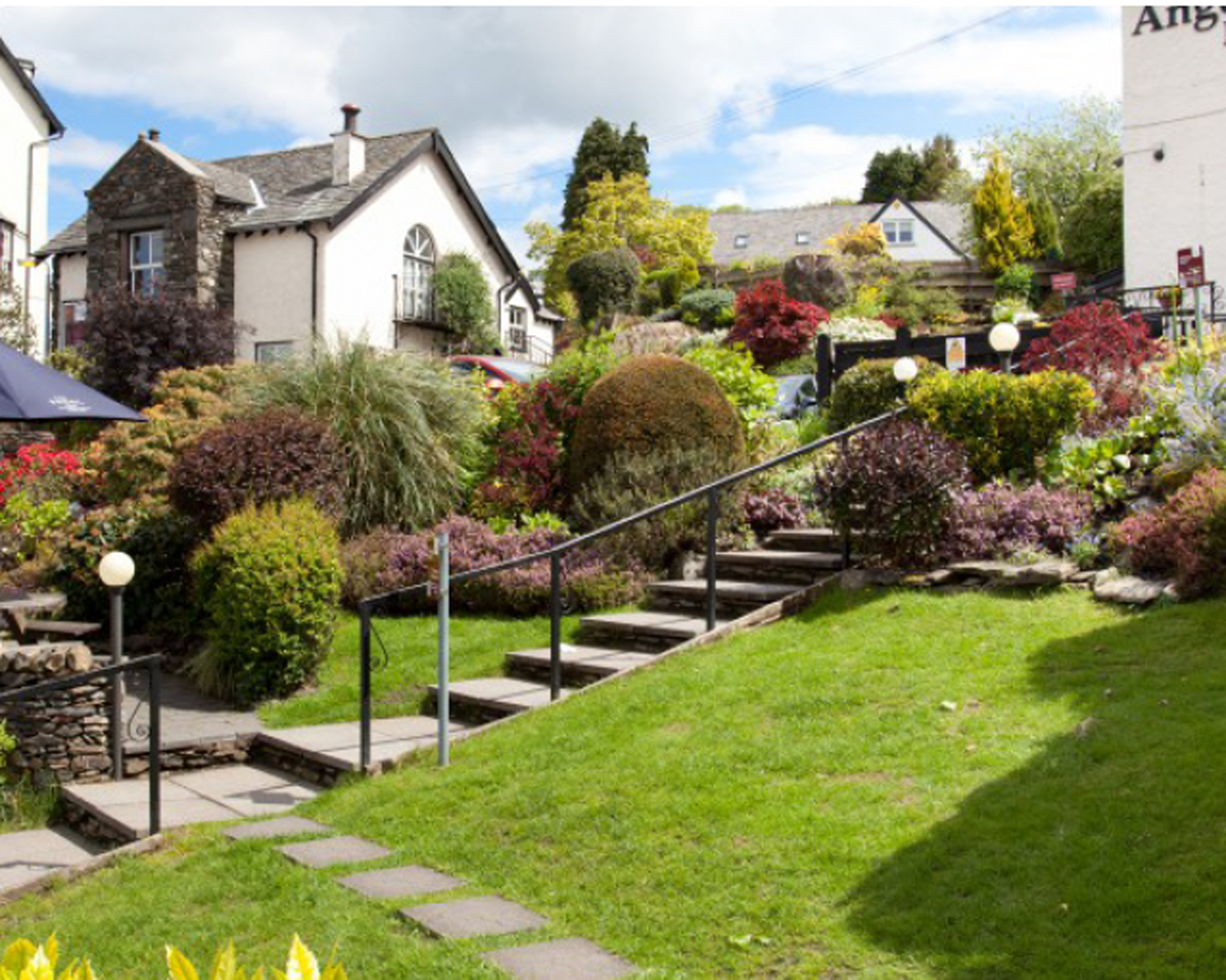 beer gardens open: The Angel Inn