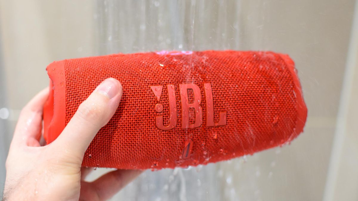 Shower speakers: JBL Charge 5