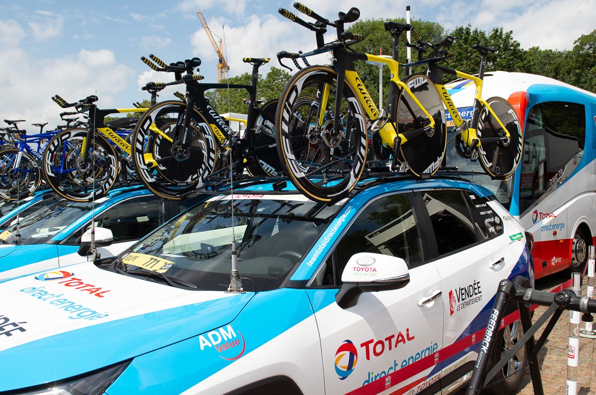 The Total Direct Energie Wiliers are another disc brake equipped TT bike