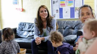 Catherine, Princess of Wales spends time with a group accessing the early years set of services