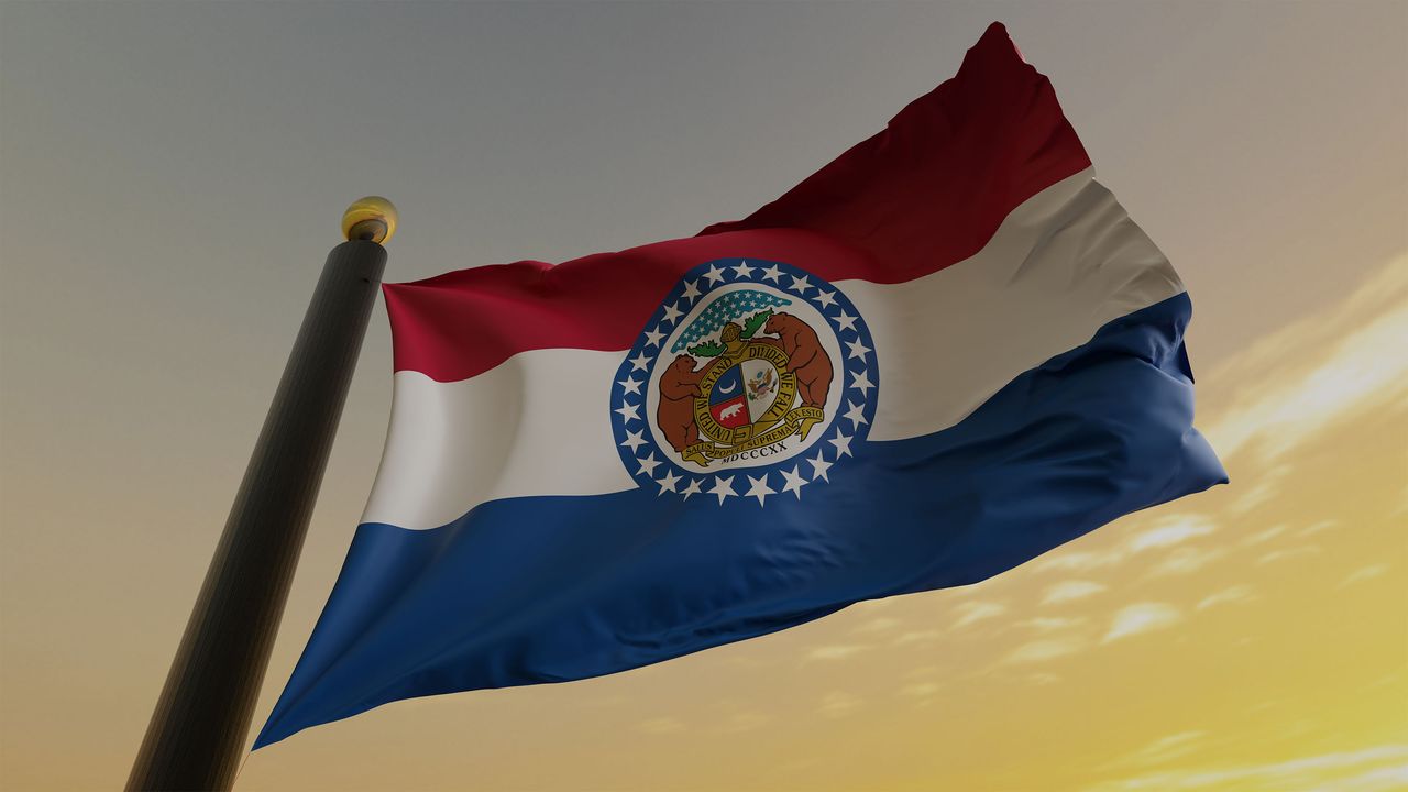 Missouri state flag for MIssouri state tax guide