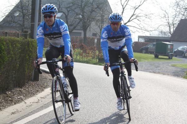 Farrar leads Klier on a local training ride