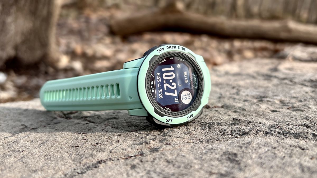 Garmin Instinct Solar Review - Unlimited Battery Life! Can It