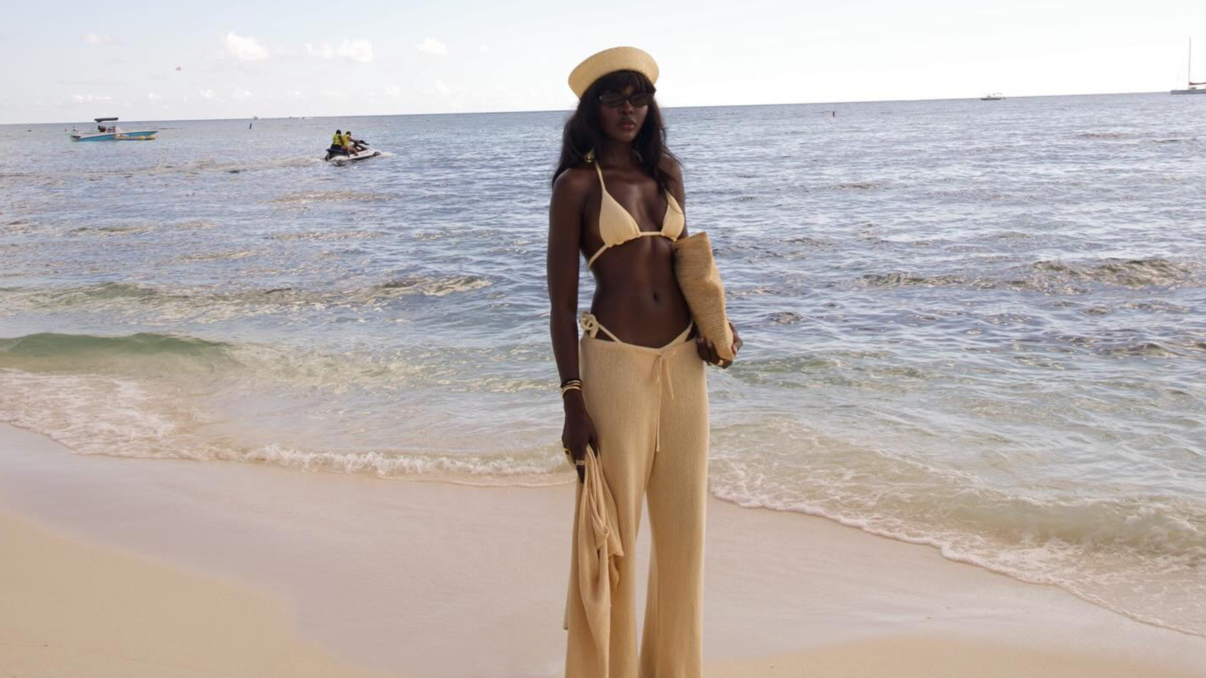 amy lefevre wearing pants to the beach