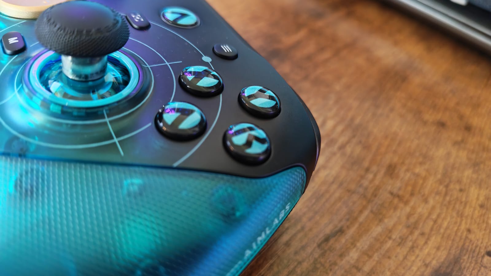 The face buttrons on the GameSir G7 Pro 8K PC Aimlabs edition