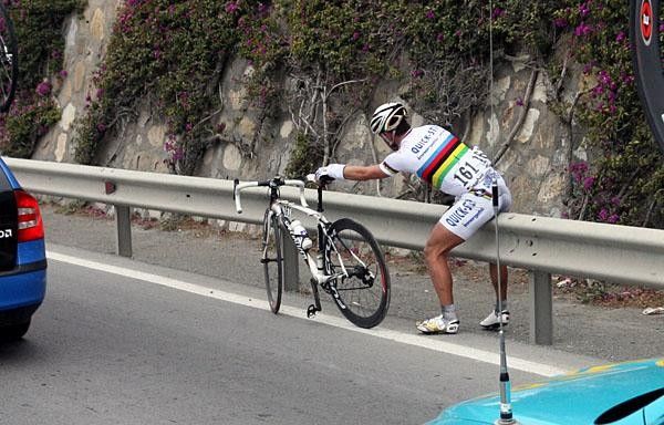 The World Champion climbs back into the race.
