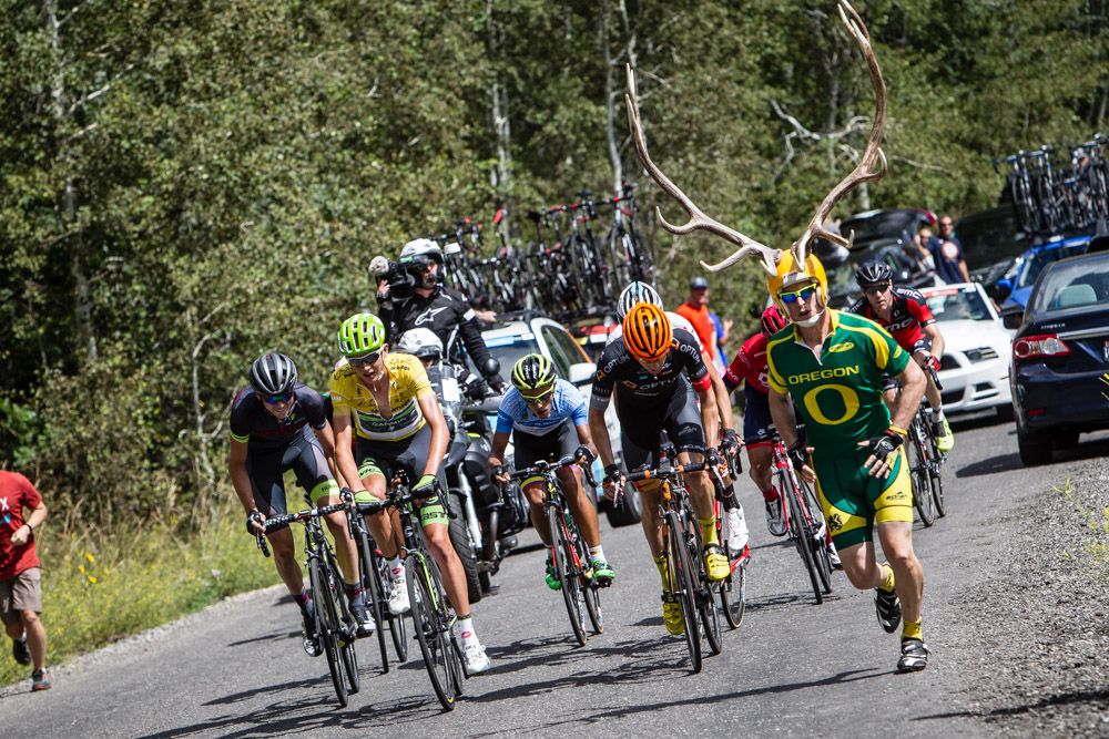 The lead group gets cheered encouragement on the climb