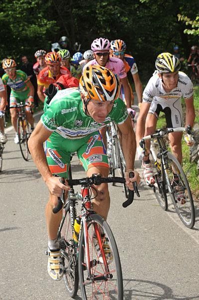 Sella makes his move on the Aprica.