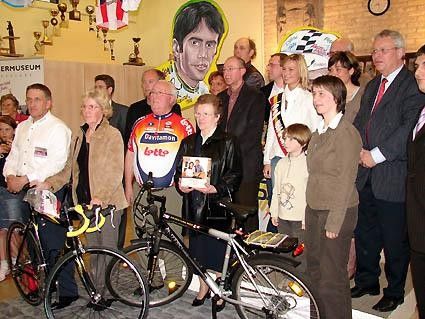 The big prize winners for the event.