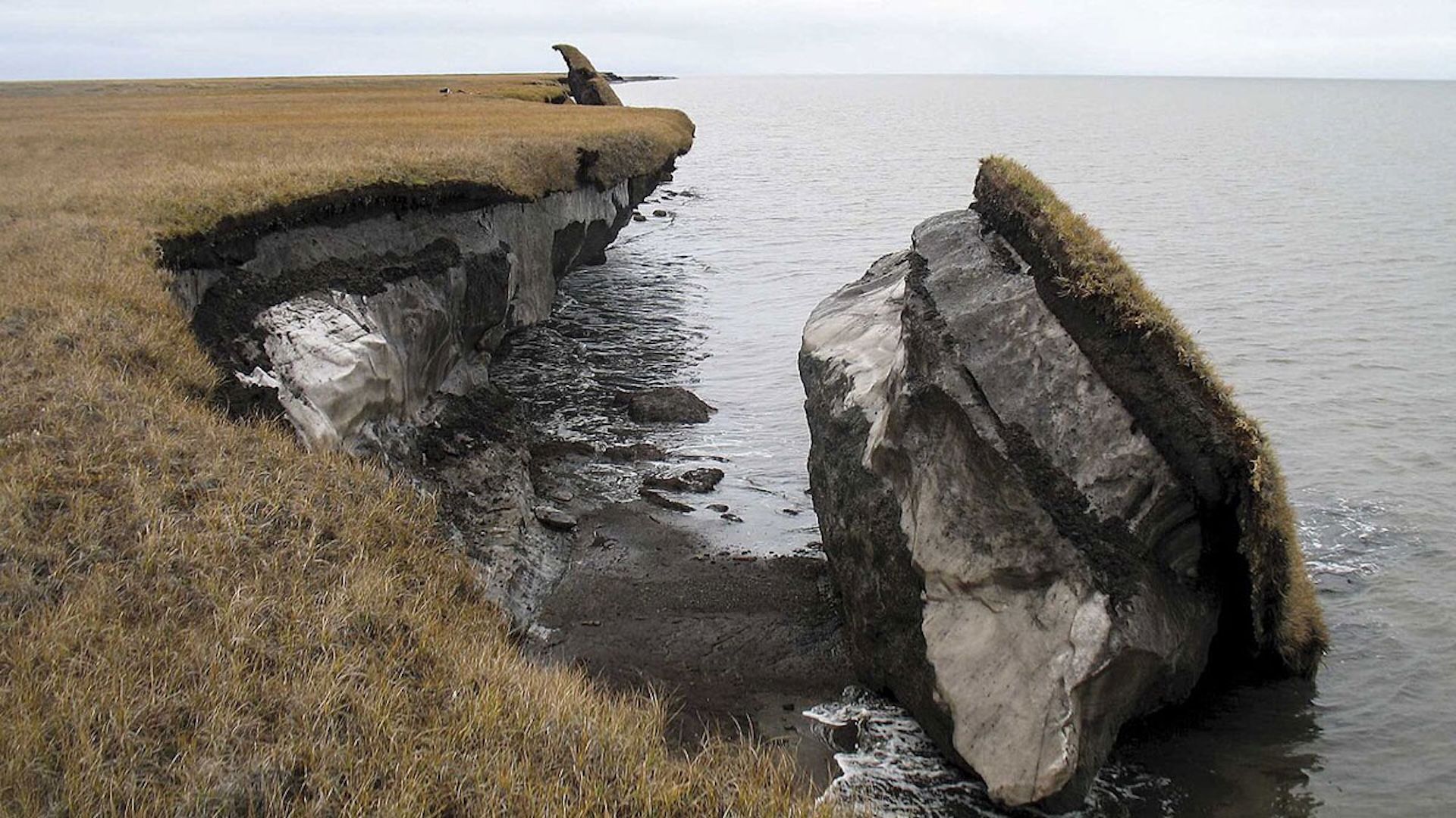 Arctic 'methane bomb' may not explode as permafrost thaws, new study suggests" target="_self" data-before-rewrite-localise="/planet-earth/arctic/arctic-methane-bomb-may-not-explode-as-permafrost-thaws-new-study-suggests
