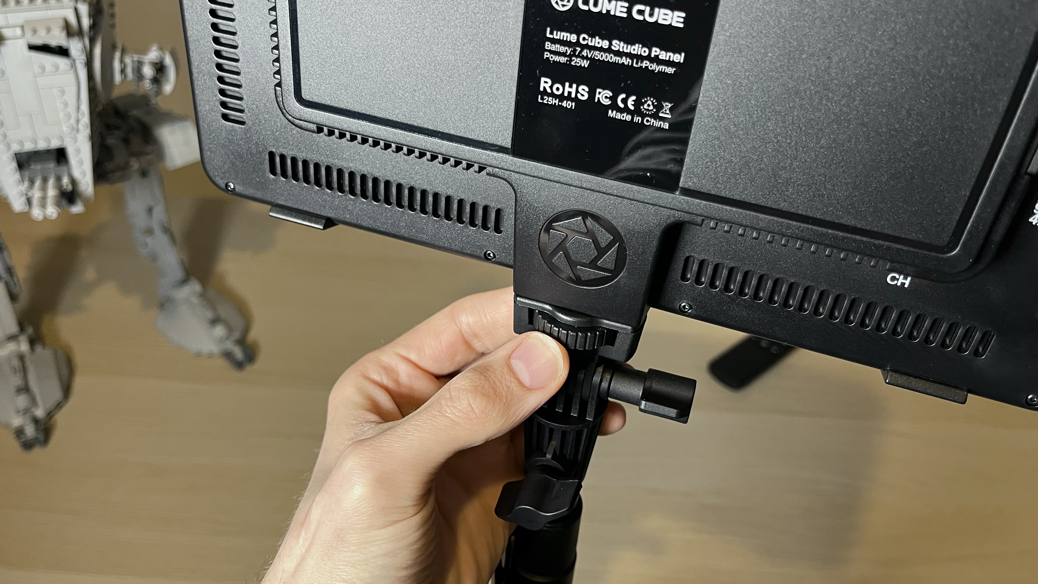 Lume Cube Studio Panel Lighting Kit, attaching light onto stand