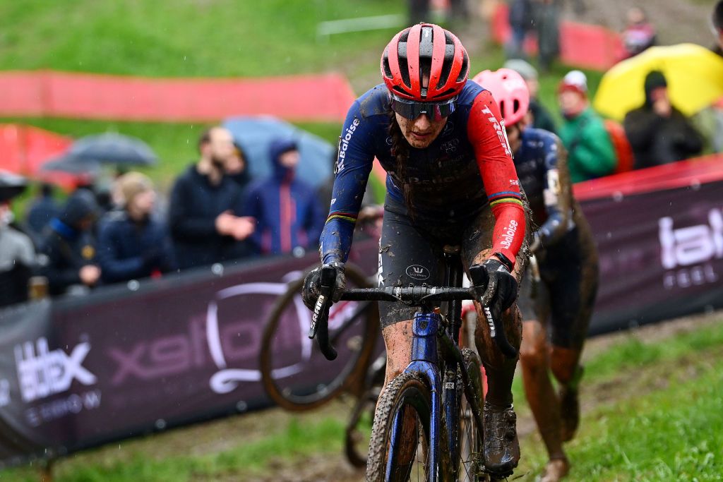 OVERIJSE BELGIUM NOVEMBER 20 Lucinda Brand of The Netherlands and Team TrekLions competes during the 62nd UCI Cyclocross World Cup Druivencross Overijse 2022 Womens Elite CXWorldCup Overijse Cyclocross on November 20 2022 in Overijse Belgium Photo by Luc ClaessenGetty Images