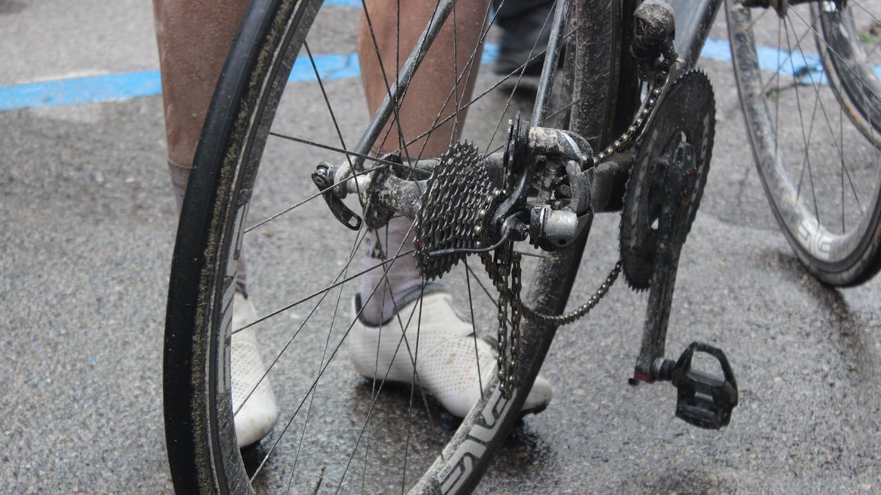 Nathan Hass experienced a broken rear derailleur in the closing stages of the race