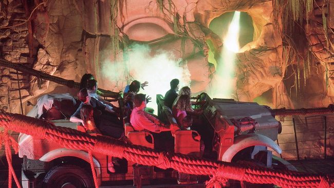 Modern Theme Park Lands Like Galaxy’s Edge And The Wizarding World Have Me Longing For A Discarded Idea For Indiana Jones At Disneyland