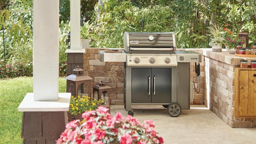 What's the better Gas Grill fuel? Natural Gas vs Propane Top Ten Reviews