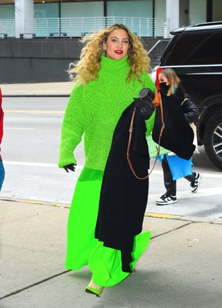 Kate Hudson wearing neon green