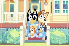 Bluey and family on the porch of their house