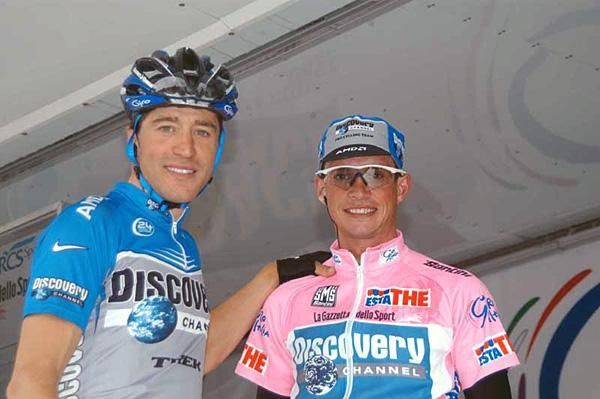 Rubiera and Savoldelli at the start