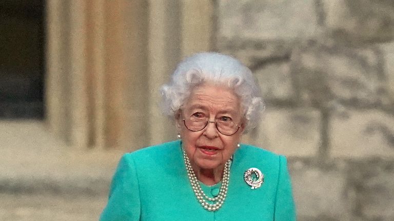 Why the Queen is not attending Jubilee thanksgiving service 
