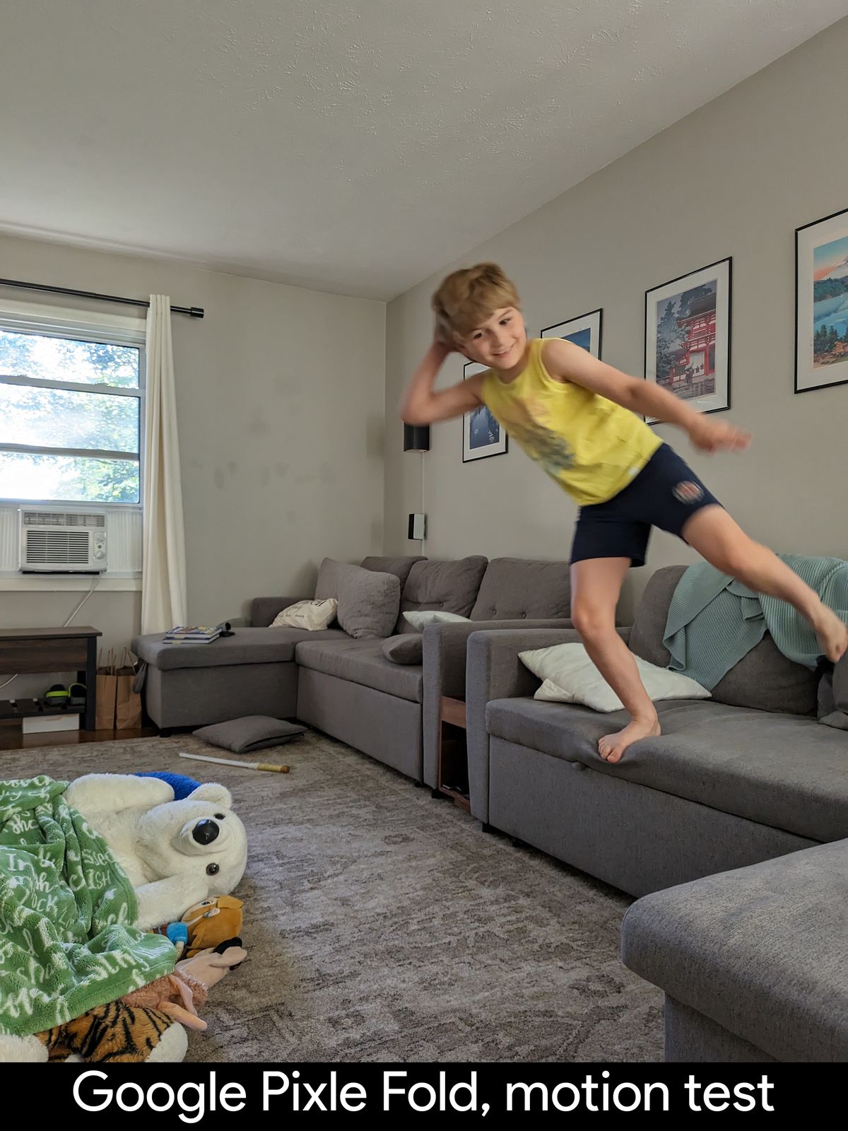 The motion test comparing the Google Pixel Fold with the Samsung Galaxy Z Fold 5