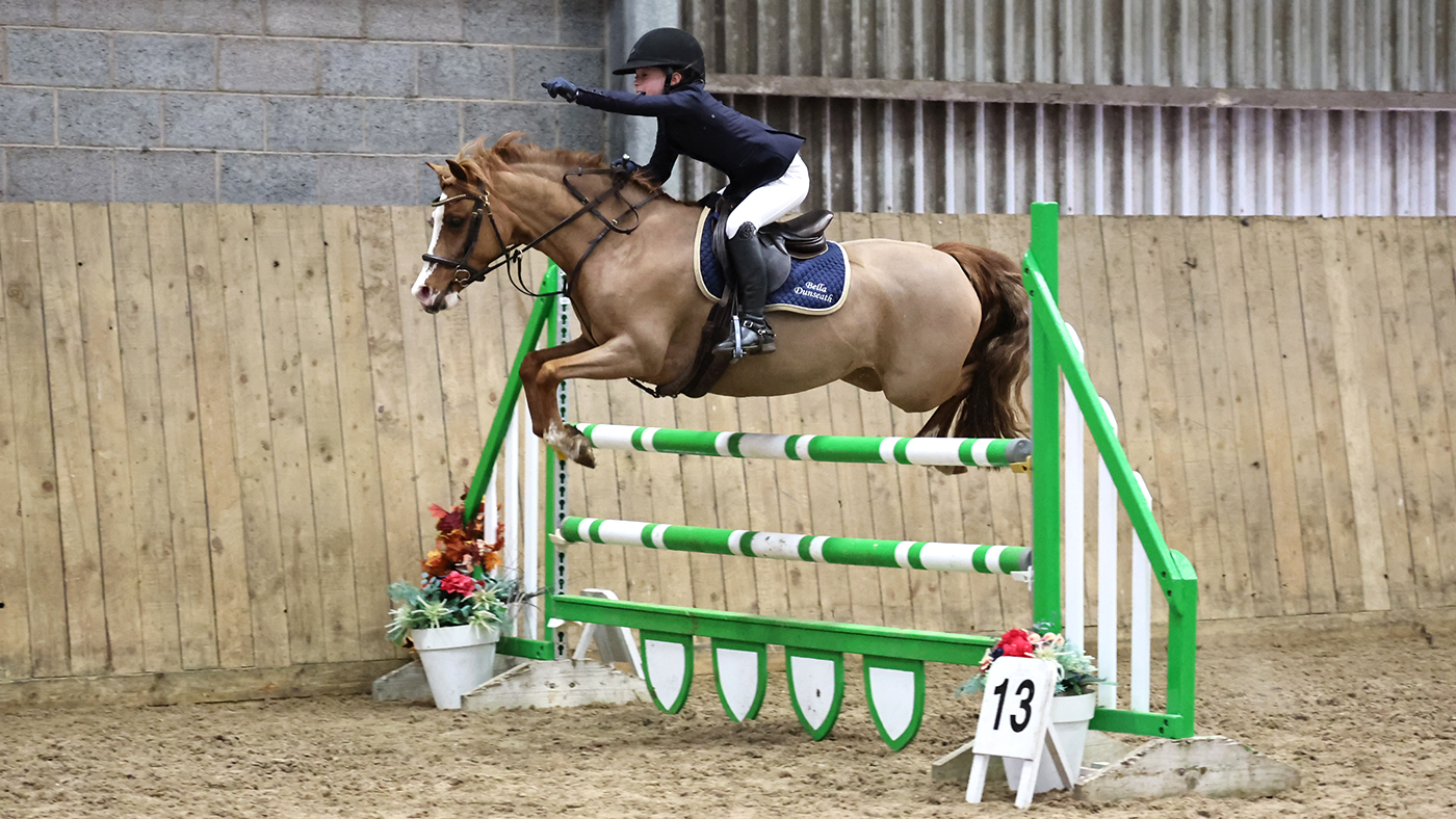 Bella-Dunseath-finished-third-in-the-winter-128cm-second-round-at-Onley-on-24-February-with-Cwmdistaw-Hermione-KB-PHOTOGRAPHY-COMM1USE.jpg