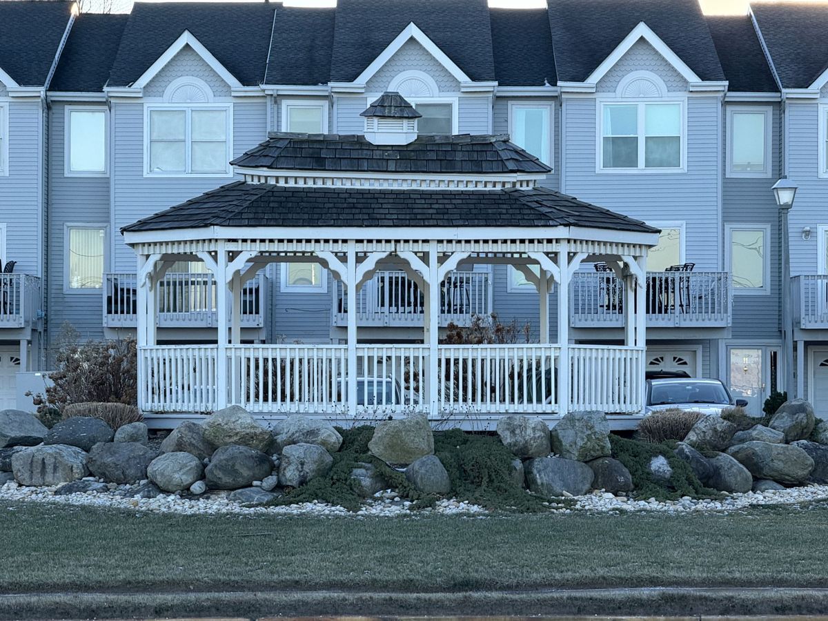 Apple iPhone 16 Pro Max zoom sample.