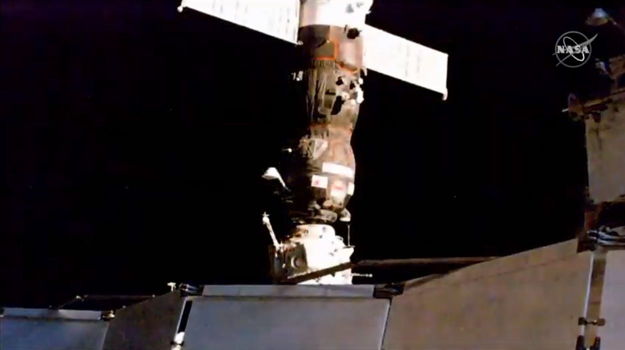 A Russian Progress 73 cargo ship arrives at the International Space Station to deliver nearly 3 tons of supplies on July 31, 2019. It launched from Baikonur Cosmodrome, Kazakhstan less than 4 hours earlier.
