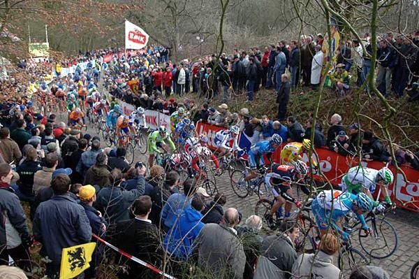 Riding up the Kemmelberg