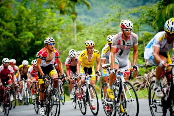Oscar Pujol (Azad University Cross Team) passes third category climb in the main group