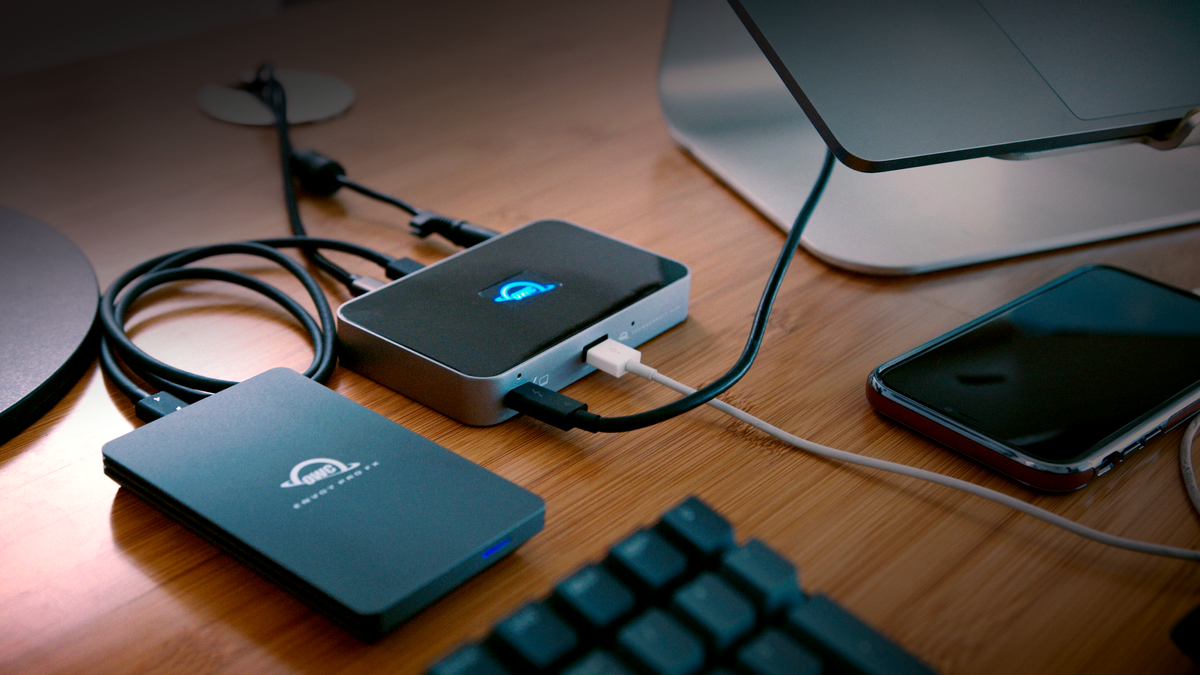 Docking stations vs USB hubs What's the difference? TechRadar