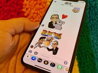 bitmoji in iphone