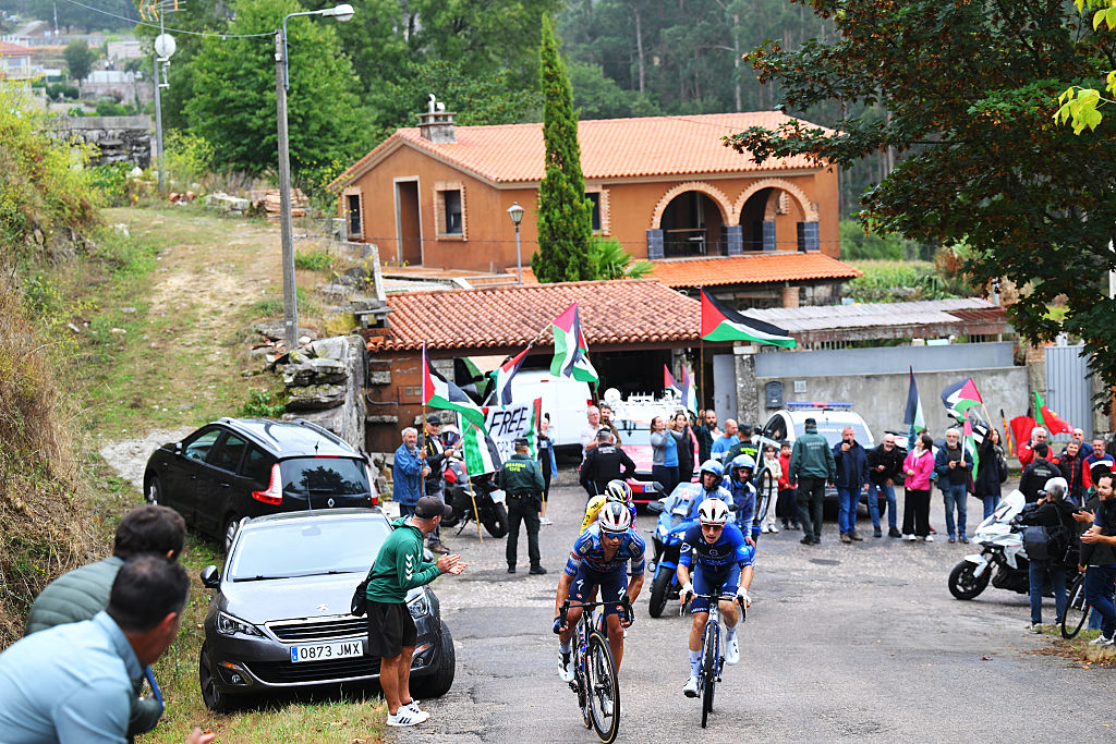 Vuelta a España stage 17 LIVE – GC action brewing on penultimate summit finish of race
